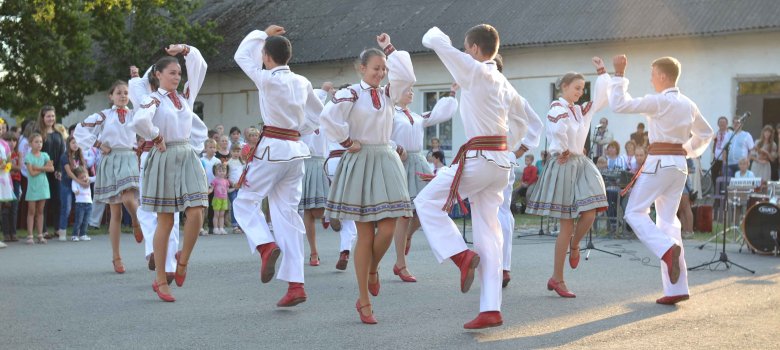 Tänzer beim Stadtfest in Schtschyrez.